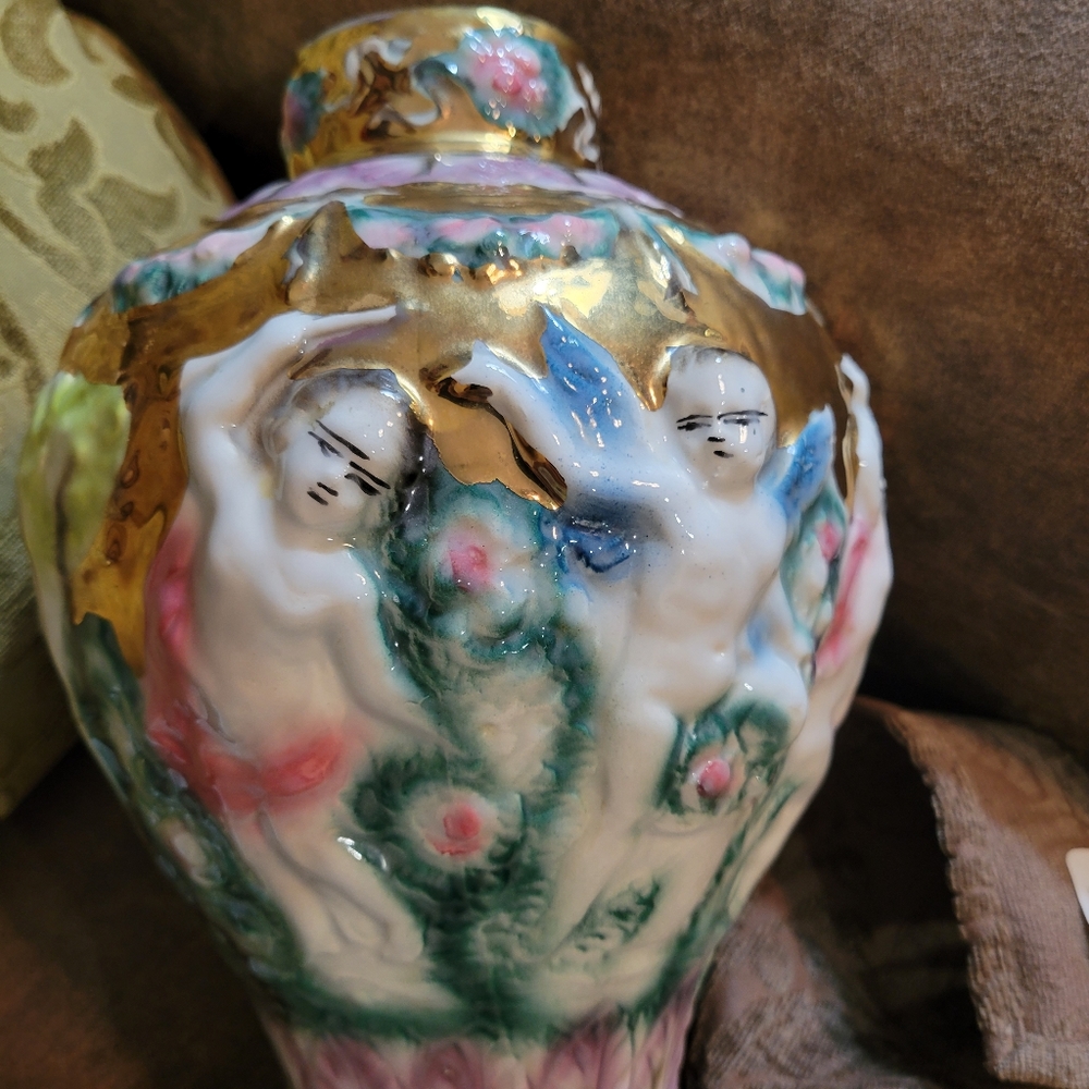 Capadimonte Vase
